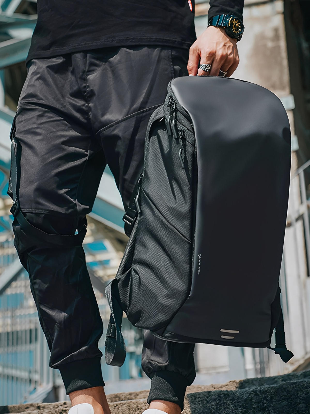 Sac à dos homme, voyage, ordinateur, imperméable, grande capacité, design moderne, noir, modèle Lorny - Sacoche - Noir S