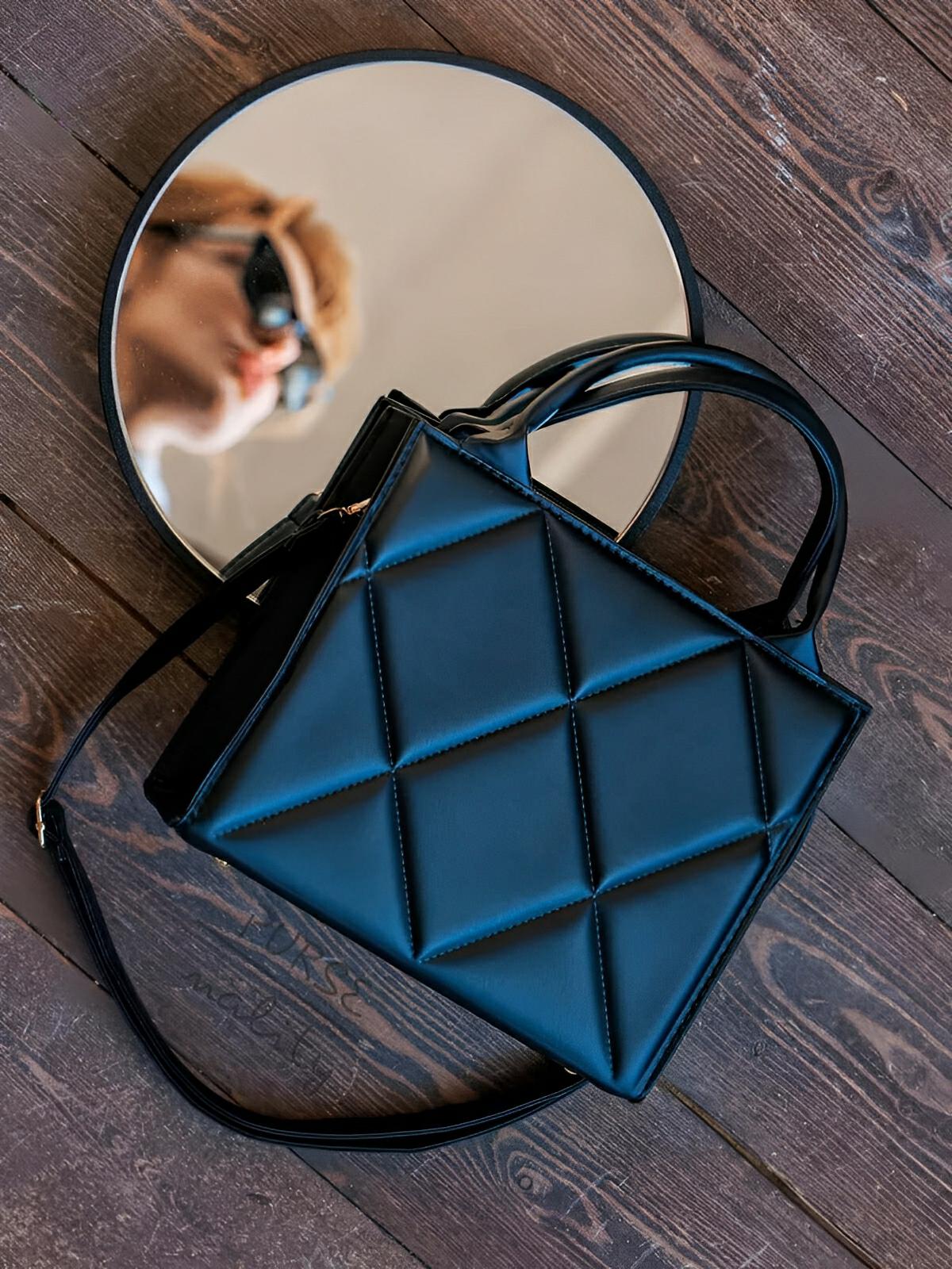 Sac à main femme, design matelassé, porté main et bandoulière, simili vegan, compact et moderne, modèle Hanna - Sac à main - Noir