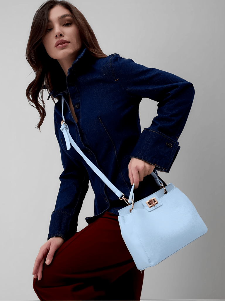 Sac à main femme, porté épaule et main, simili vegan, spacieux et raffiné, fermeture pivotante et zippée, modèle Henriette - Sac à main - Bleu