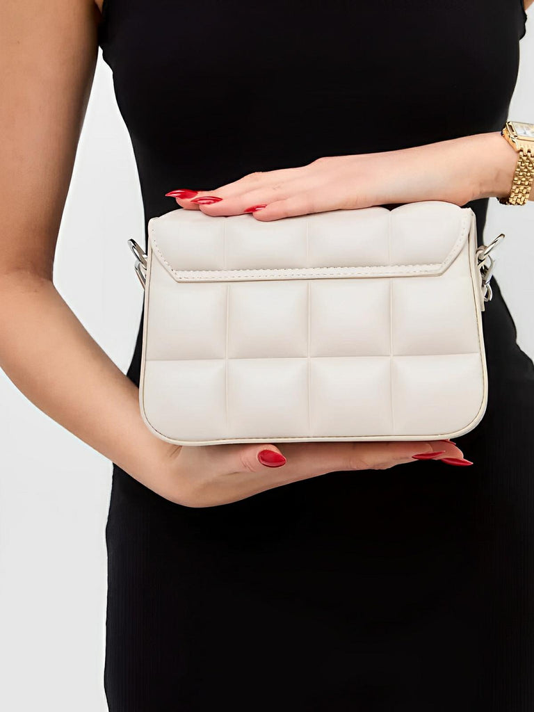 Sac à main matelassé femme, chaîne noire, porté épaule et bandoulière, compact, tendance, modèle Francia - Sac à main - Blanc
