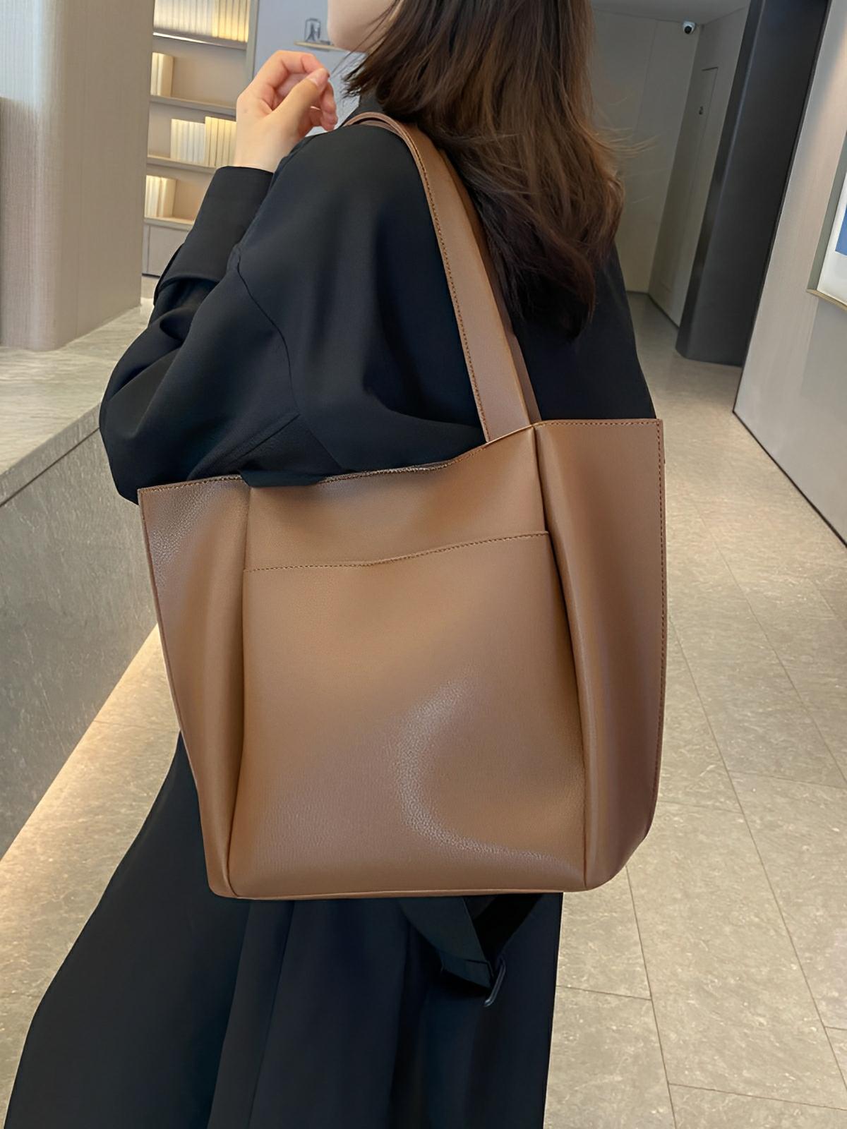 Sac cabas femme, grande capacité, simili vegan souple, porté épaule ou bandoulière, fermeture zippée, modèle Elisabette - Sac à main - Marron