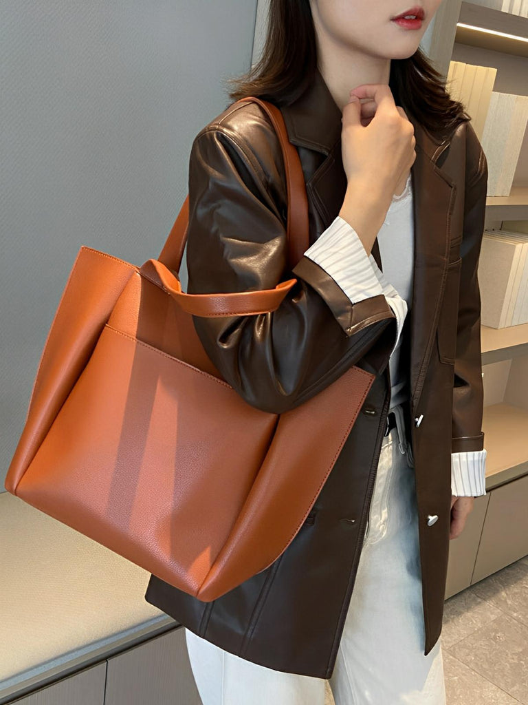 Sac cabas femme, grande capacité, simili vegan souple, porté épaule ou bandoulière, fermeture zippée, modèle Elisabette - Sac à main - Camel