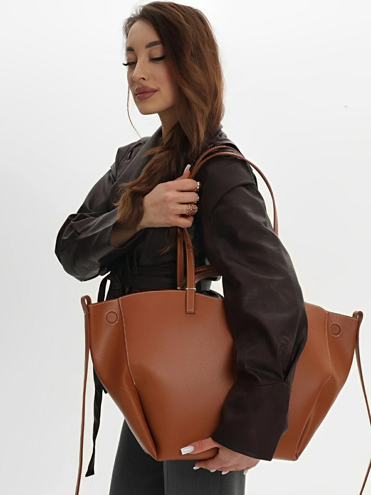 Sac cabas simili vegan femme, grand format, usage bureau et voyage, avec trousse intégrée, modèle Pinah - Sac Bandoulière - Marron