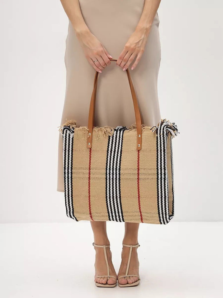 Sac de plage cabas, grand format, tote bag tissé main, anse longue, motif rayé, carreaux écossais, modèle Lucie - Sac de plage - Beige