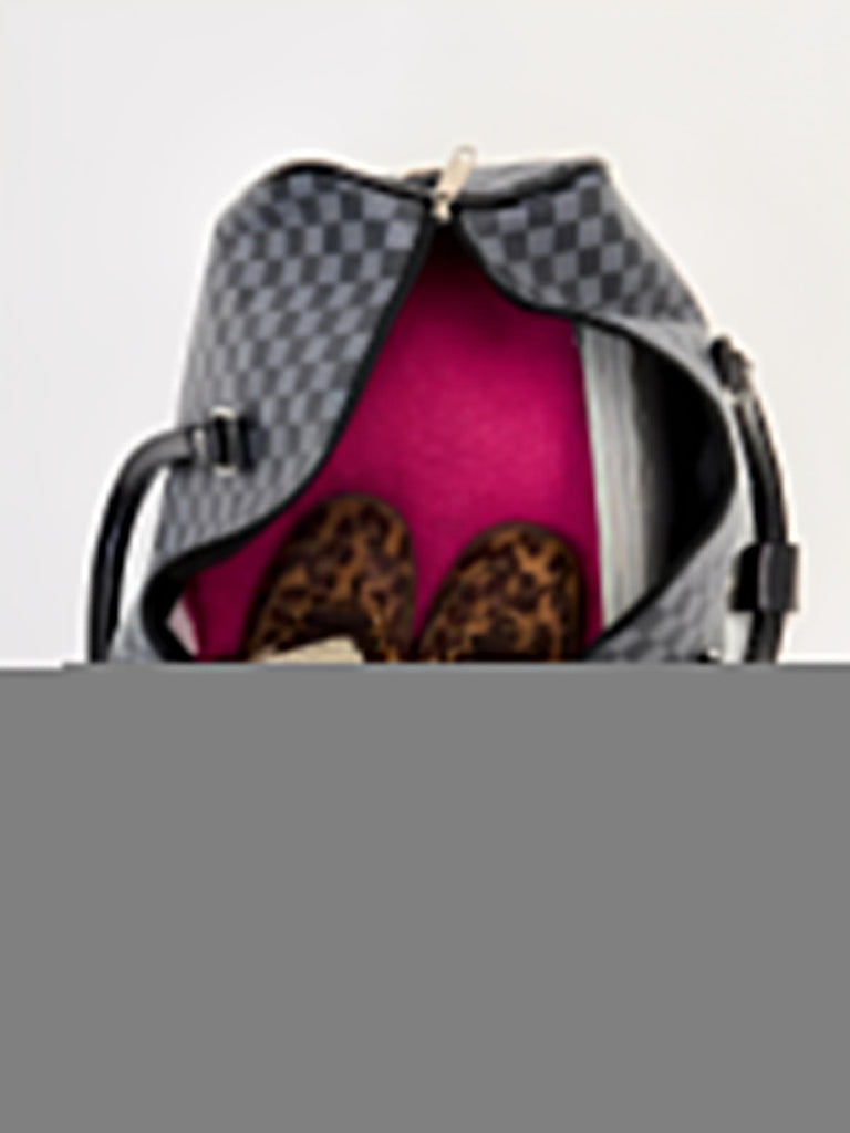 Sac de voyage damier gris, sac week end en simili vegan, sac cabine unisexe avec bandoulière, modèle Colette - Sac de voyage - Gris