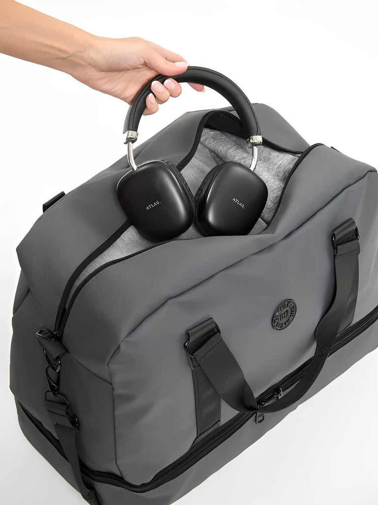 Sac de voyage grande capacité, sac de sport déperlant, compartiment chaussures, sac week - end mixte, bandoulière réglable, modèle Mahaut - Sac de voyage - Gris