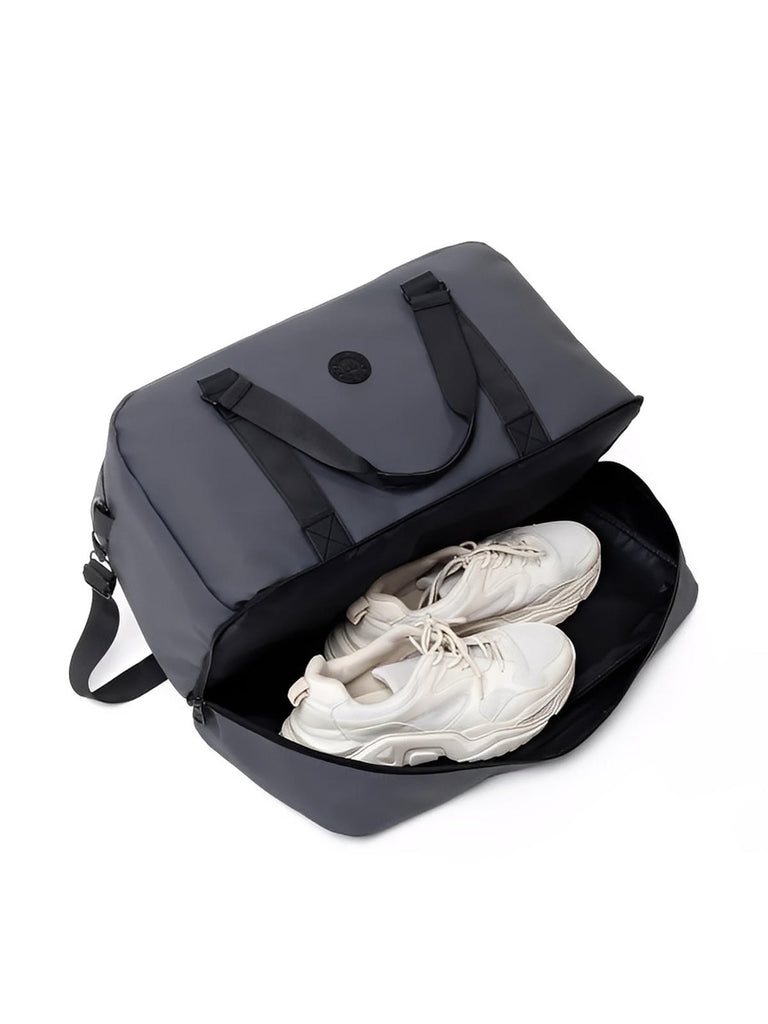 Sac de voyage grande capacité, sac de sport déperlant, compartiment chaussures, sac week - end mixte, bandoulière réglable, modèle Mahaut - Sac de voyage - Gris