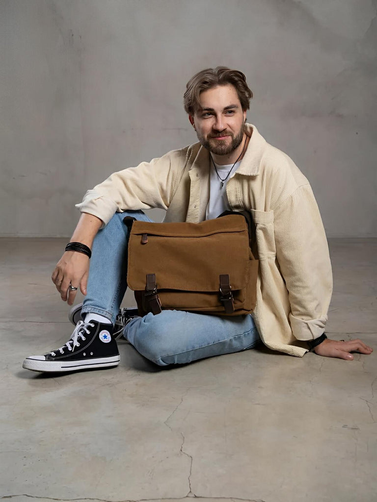 Sac messager en toile, au style rétro, poches multiples et fermeture sécurisée, modèle Donatien - Sac Bandoulière - Marron