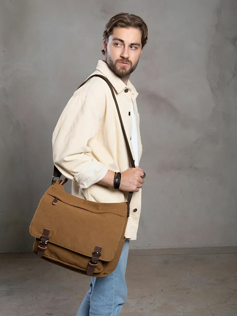 Sac messager en toile, au style rétro, poches multiples et fermeture sécurisée, modèle Donatien - Sac Bandoulière - Marron