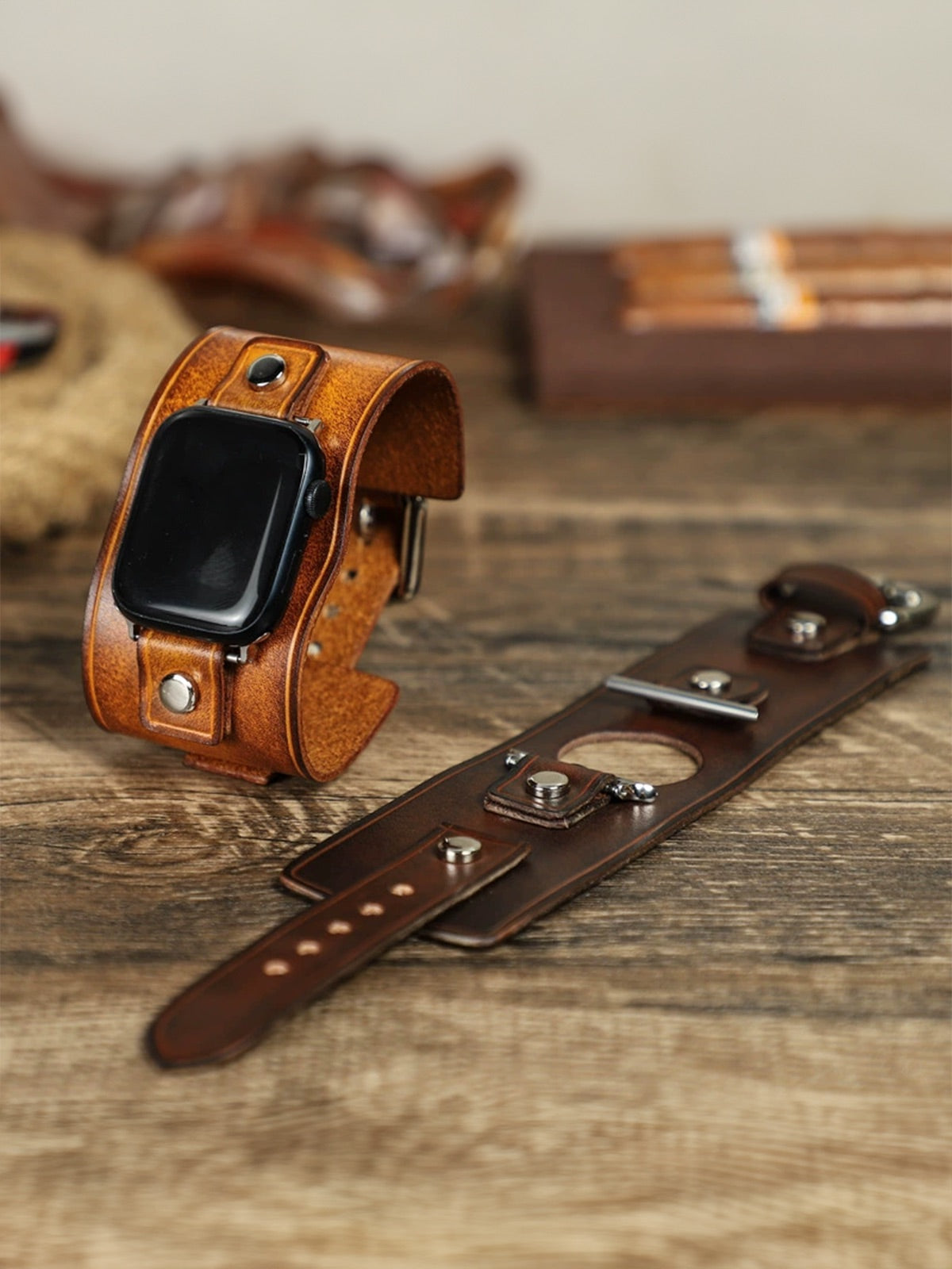 Grote leren Apple Watch armband, vintage band, volnerf leer, retro ontwerp, model Célian