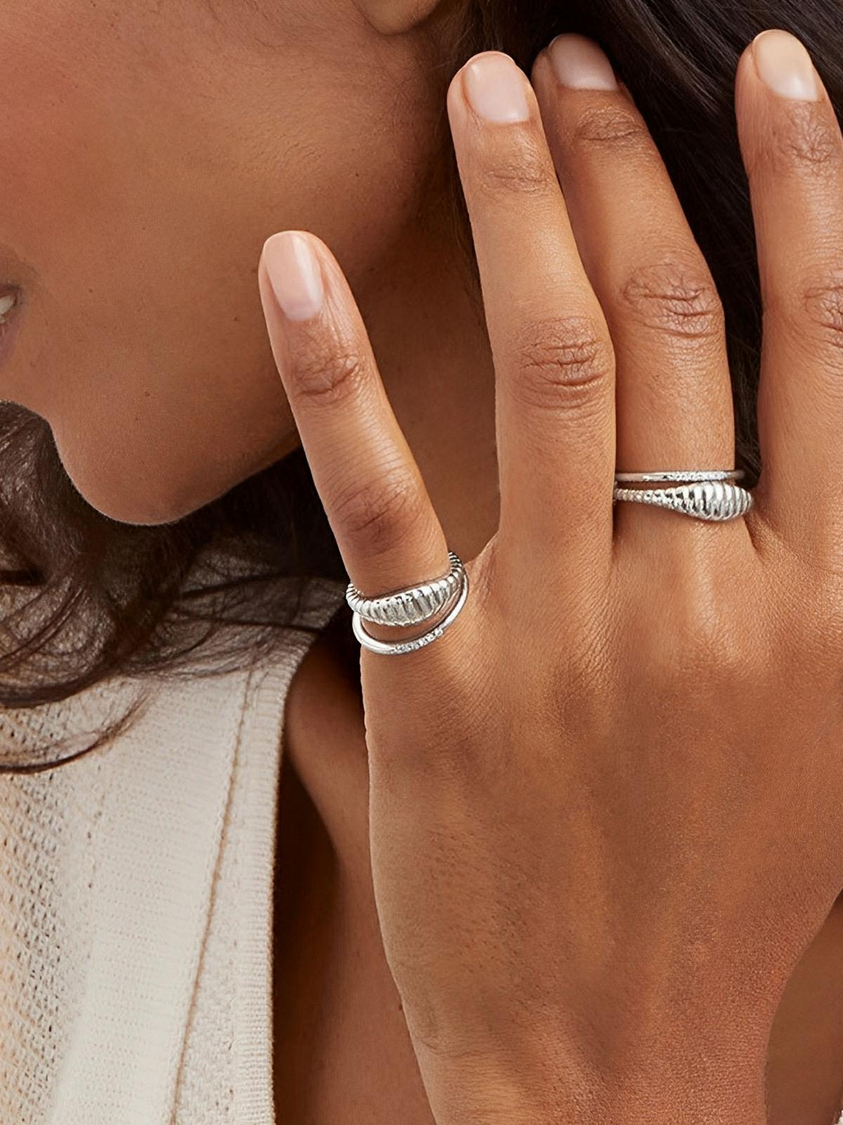 Bague couple moderne, design géométrique, acier inoxydable doré, ajustée, style minimaliste, modèle Helie - Bague - Argent XXS