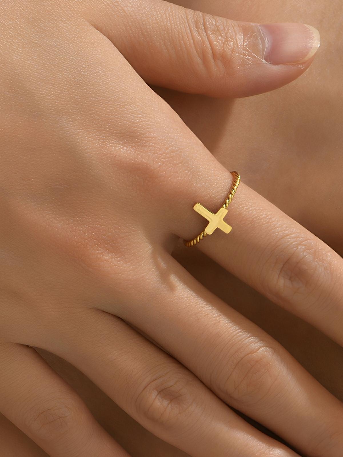 Bague en acier inoxydable or, bague géométrique femme, bague tendance légère, anneau design minimaliste, accessoire mode quotidien, modèle Kathaline - Bague - Or S