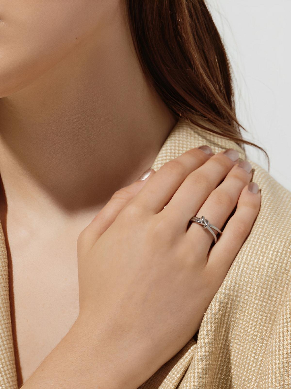Bague femme acier inoxydable, bague géométrique or 18 carats, bague moderne minimaliste, bijou tendance acier titane, accessoire mode féminin, modèle Inara - Bague - Argent XXS