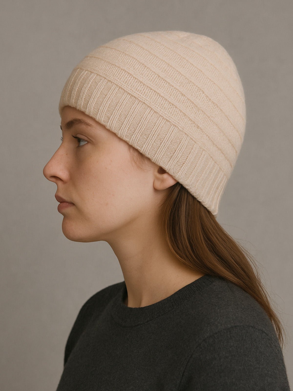 Bonnet en cachemire unisexe, tricoté souple, hiver doux et chaud, style simple, coupe ronde, sans visière, modèle Enor - Bonnets - Beige