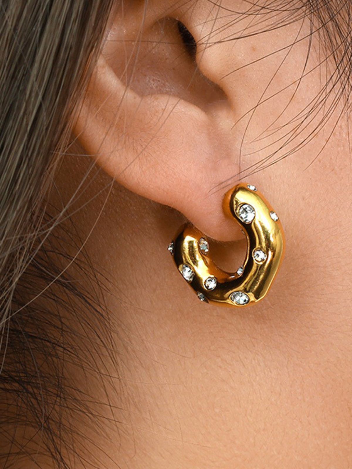 Boucles d'oreilles C, acier inoxydable, or 18 carats, rétro, style géométrique, strass, modèle Jeromia - Boucles d'oreilles - Or 60 mm