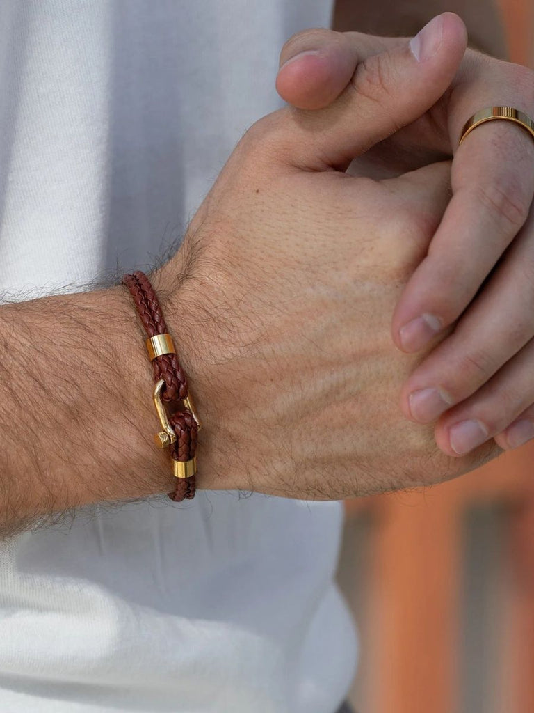 Bracelet en cuir tressé homme, fermoir à manille en acier inoxydable, style moderne et raffiné, modèle Calypso - Bracelet - Marron et or S