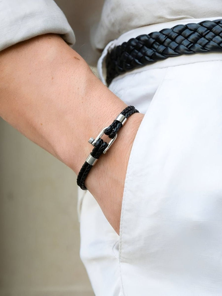 Bracelet en cuir tressé homme, fermoir à manille en acier inoxydable, style moderne et raffiné, modèle Calypso - Bracelet - Noir et argent S