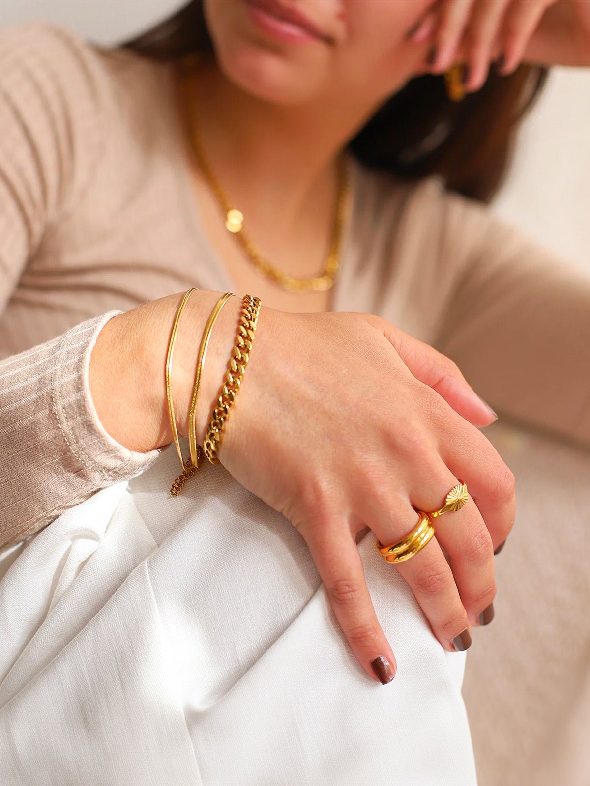 Bracelet femme doré, double chaîne maille serpent, en titane plaqué or, style herringbone, réglable, modèle Arline - Bracelet - Or