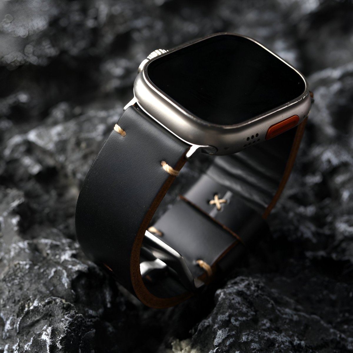 Bracelet pour Apple Watch en cuir, à l'aspect lisse, modèle Gaudéric - Bracelet Apple Watch - Noir et argent 42/44/45 mm