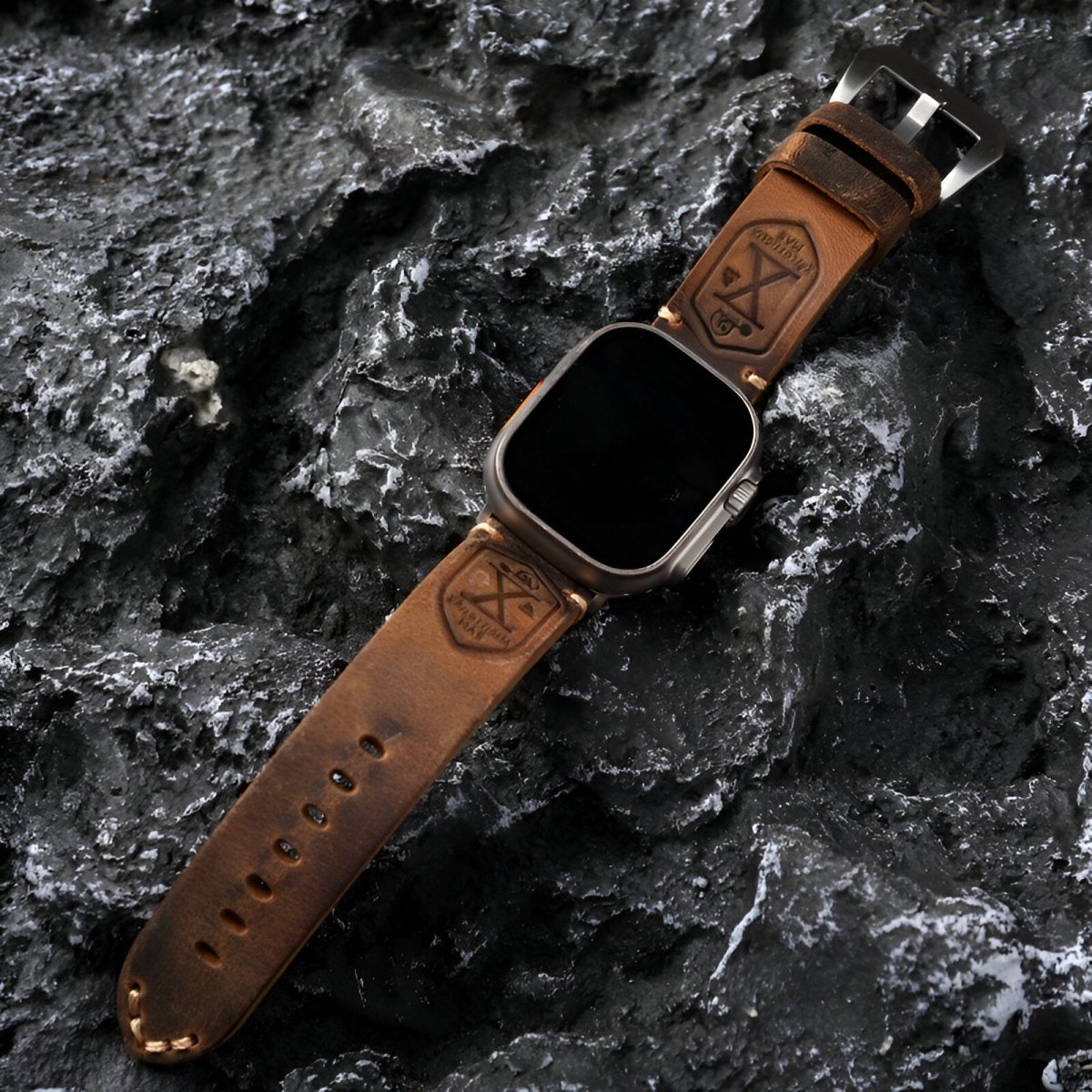 Bracelet pour Apple Watch en cuir, à l'aspect vieillit, modèle Melchior - Bracelet Apple Watch - Marron et argent 40/41 mm