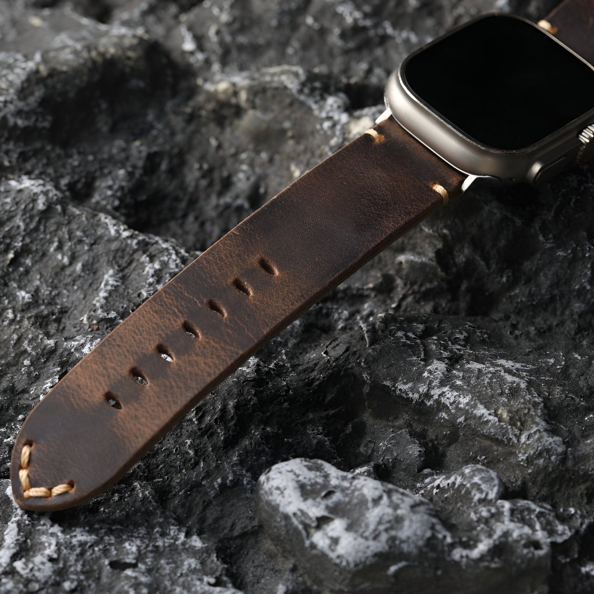 Bracelet pour Apple Watch en cuir, au look terreux, modèle Placide - Bracelet Apple Watch - Marron et argent 42/44/45 mm