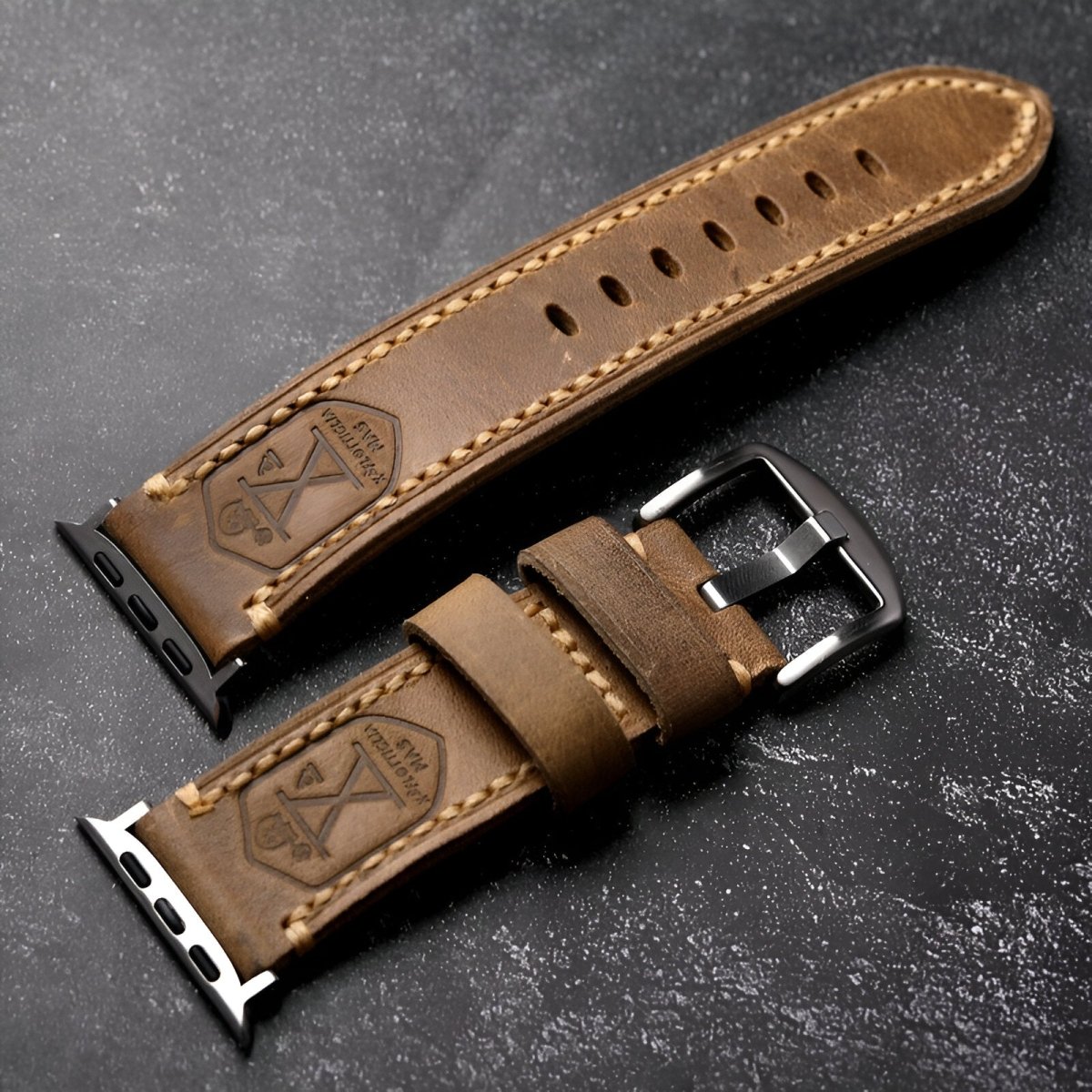 Bracelet pour Apple Watch en cuir, aux coutures apparentes, modèle Philémon - Bracelet Apple Watch - Marron et argent 40/41 mm