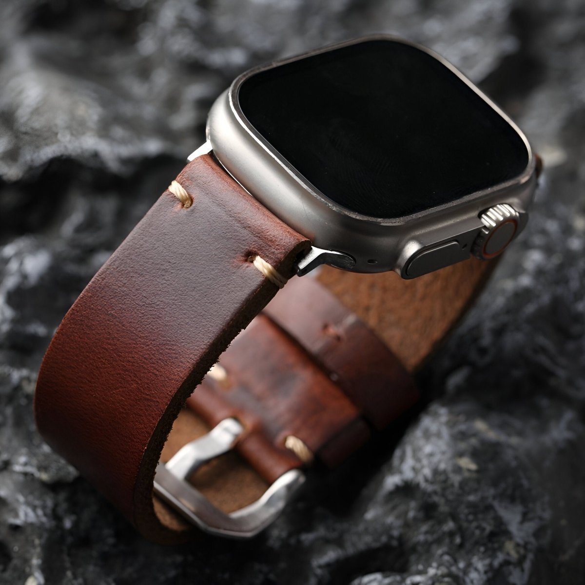 Bracelet pour Apple Watch en cuir, pour l'homme moderne, modèle Noré - Bracelet Apple Watch - Café et argent 42/44/45 mm