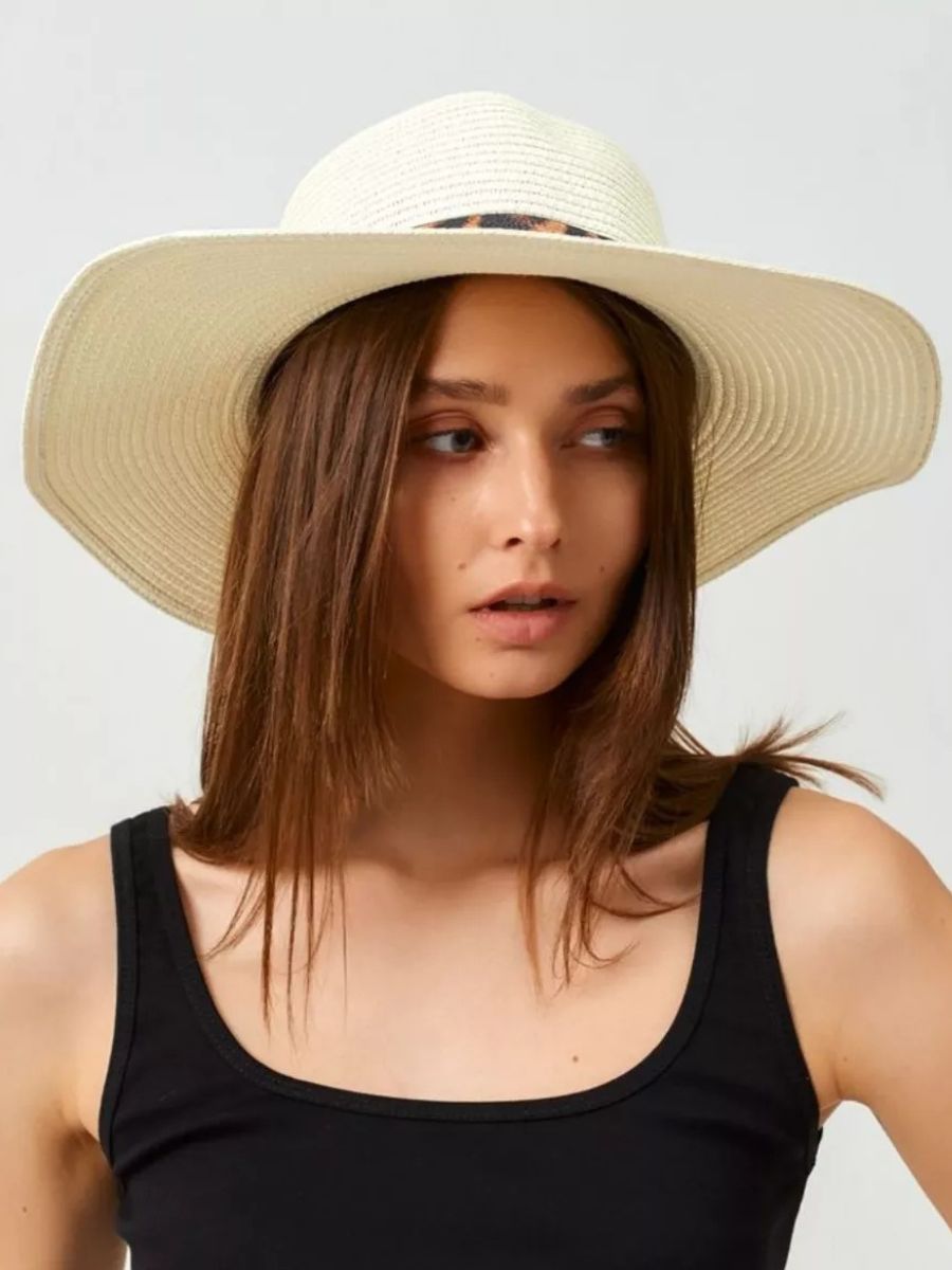 Chapeau de paille femme, bord large, protection solaire, idéal plage et été, bande ruban léopard, modèle Solène - Chapeau de paille - Blanc crème