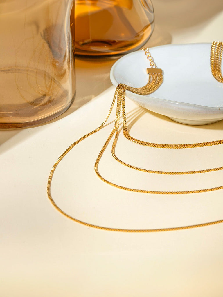 Collier multi - rangs femme, chaîne fine dorée, acier inoxydable, waterproof, style superposé, ras - du - cou, modèle Pelma - Collier - Or 53 + 5.5 cm