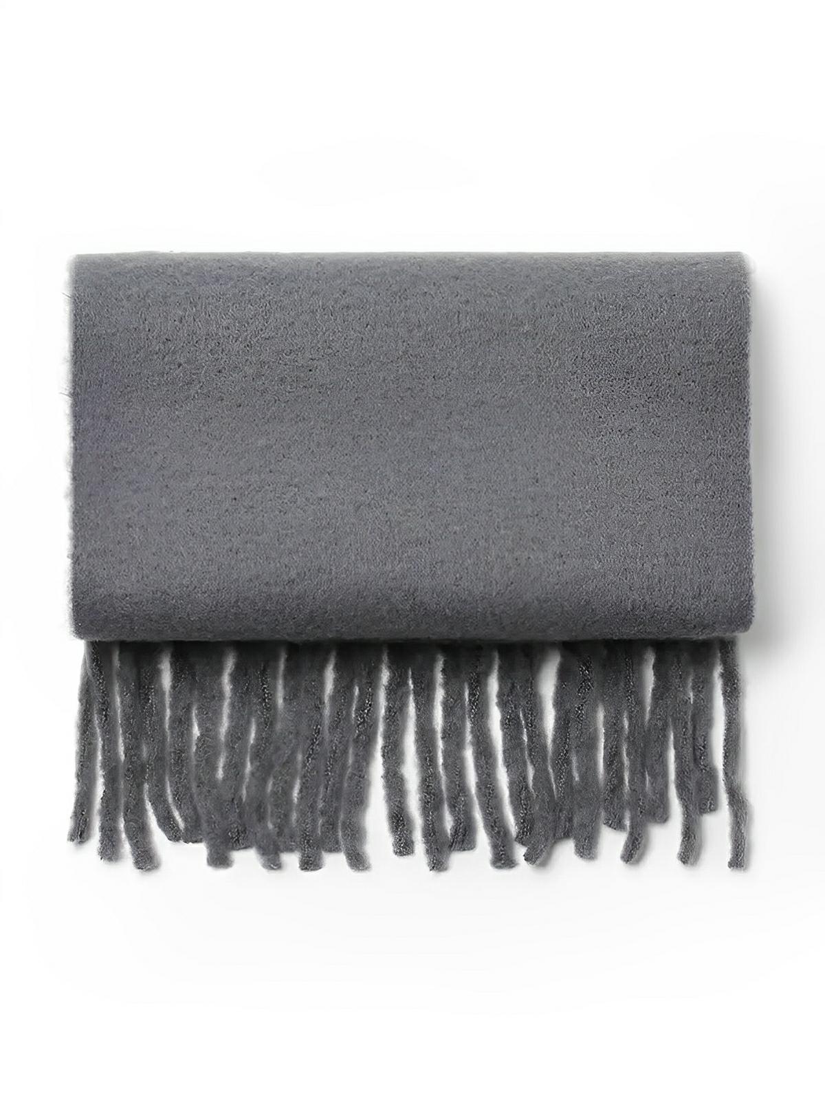 Écharpe femme hiver, longue écharpe chaude, frangée douce, maille unie, 40x210 cm, modèle Justine - Écharpe - Gris