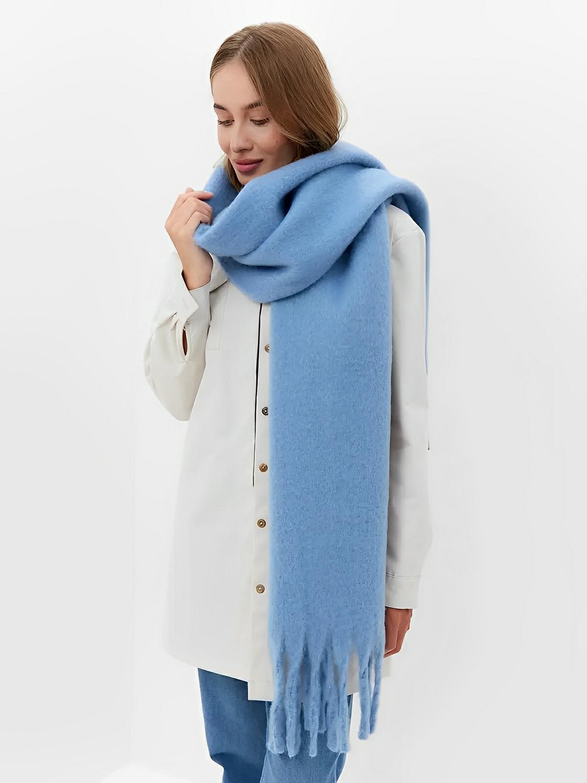 Écharpe femme hiver, longue écharpe chaude, frangée douce, maille unie, 40x210 cm, modèle Justine - Écharpe - Bleu