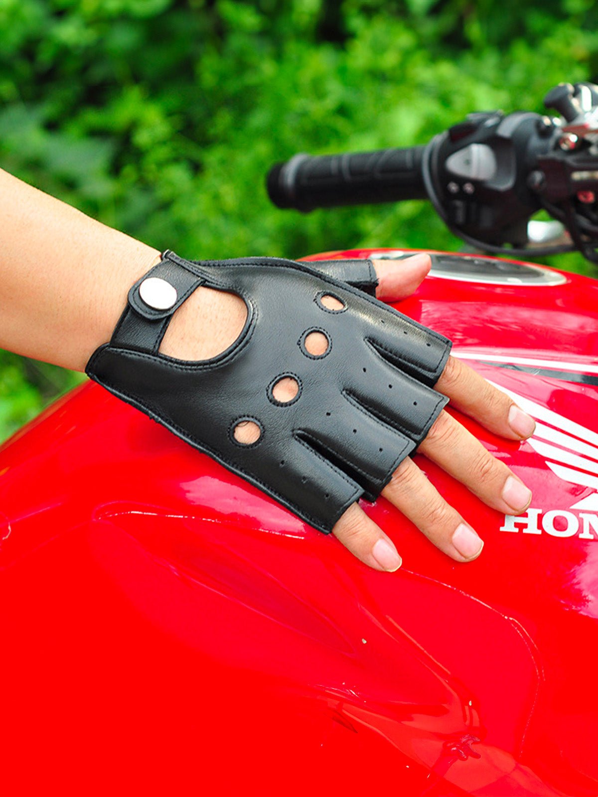 Gants demi - doigt homme cuir, gants moto vintage en cuir, gants de conduite respirants, gants antidérapants ouverts, modèle Mecto - Gants - Noir M