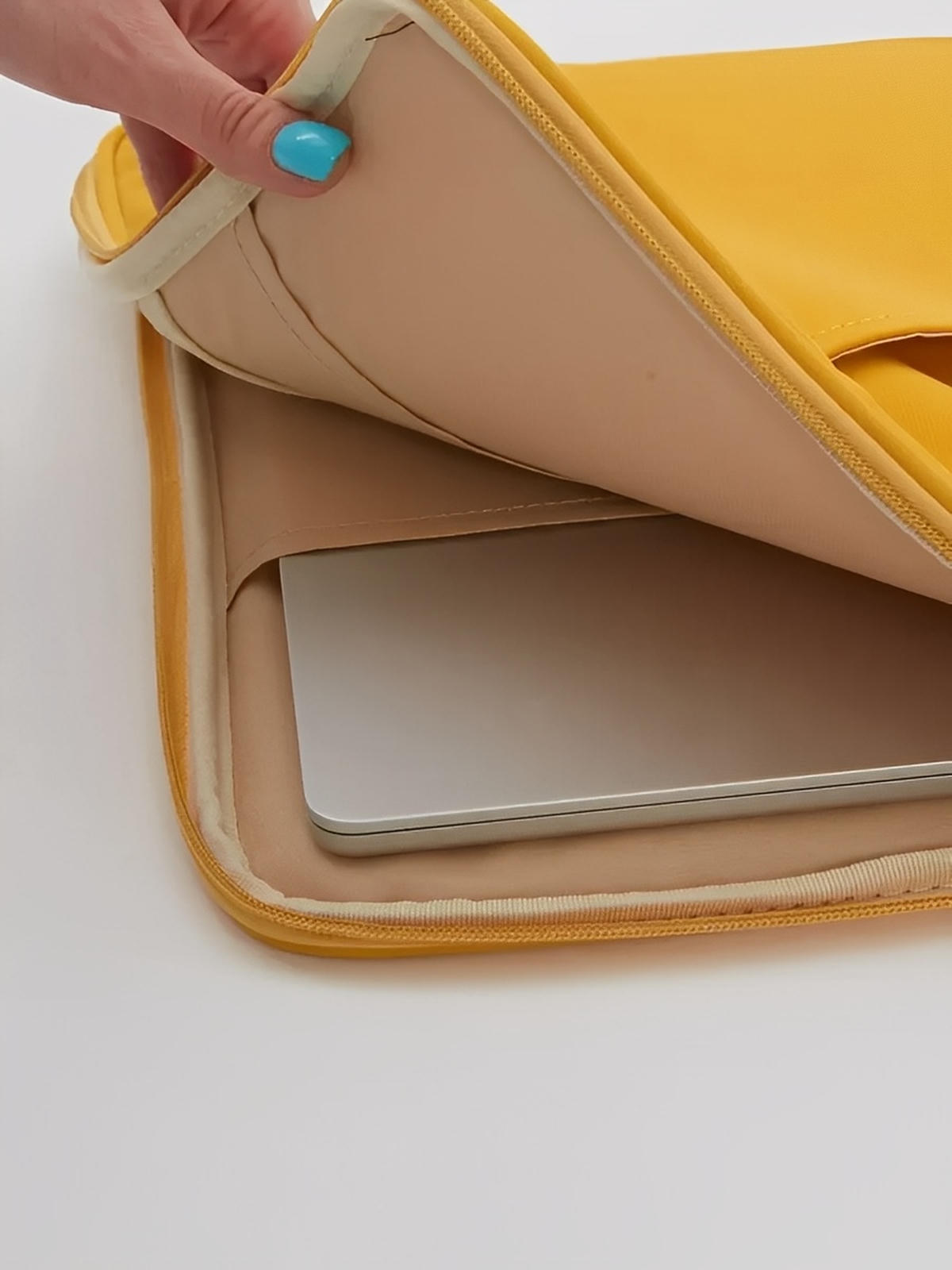 ousse ordinateur portable, housse MacBook, protection tablette, sacoche fine, étui déperlant, modèle Constance - Housse - Jaune M