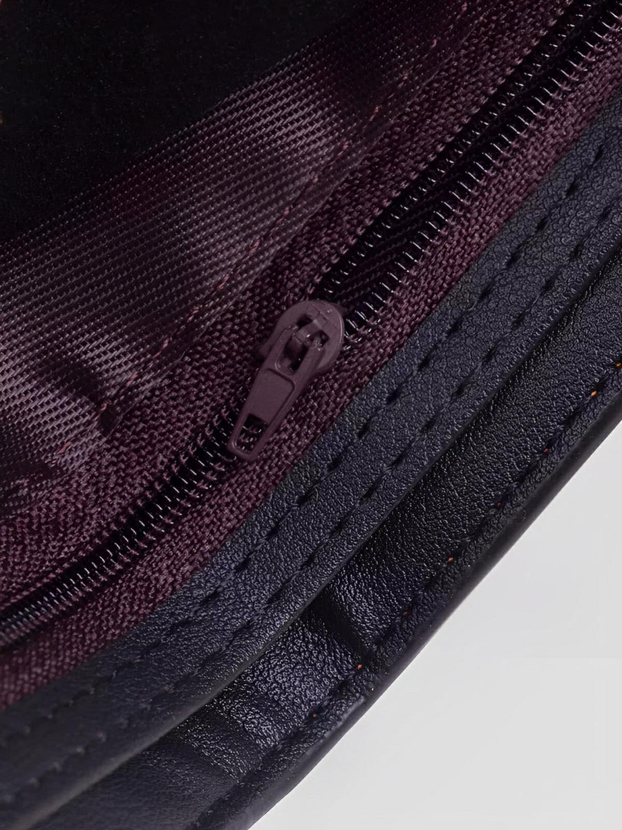 Portefeuille homme, design bicolore, grande capacité, compartiments multiples, en simili vegan, format compact, modèle Hugon - Porte - feuille - Noir