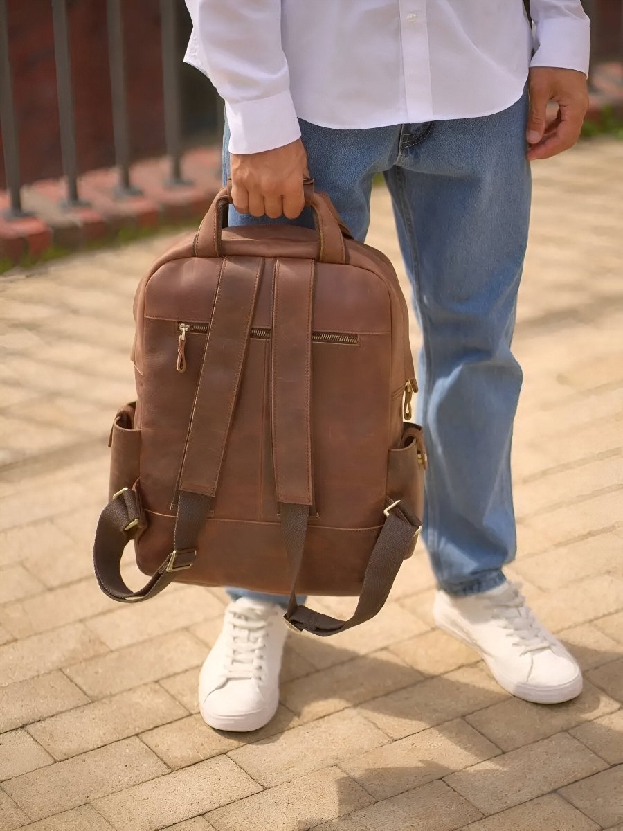 Sac à dos en cuir, multi - poches, ergonomique et spacieux, modèle Tancrède - Sac à dos - Café