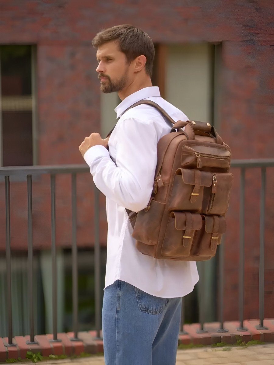 Sac à dos en cuir, multi - poches, ergonomique et spacieux, modèle Tancrède - Sac à dos - Café