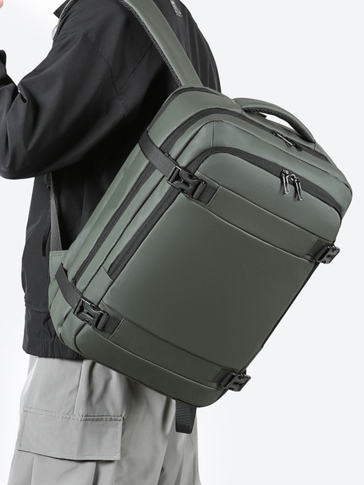 Sac à dos extensible 35L, résistant aux intempéries, port USB, ergonomique, idéal voyage et business, modèle Vargon - Sac à dos - Vert