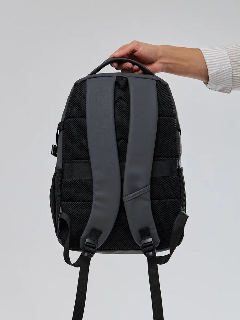 Sac à dos homme grande capacité, multi - compartiments, port USB, imperméable, design ergonomique, modèle Léos - Sac à dos - Gris