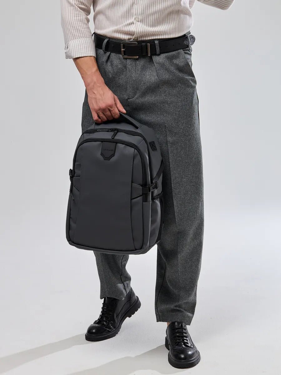 Sac à dos homme grande capacité, multi - compartiments, port USB, imperméable, design ergonomique, modèle Léos - Sac à dos - Gris