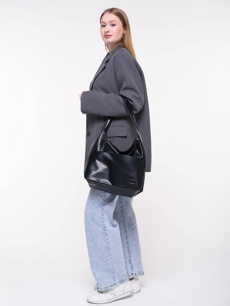 Sac à main en simili vegan, élégant et tendance, style hobo, modèle Cécile - Sac à main - Noir