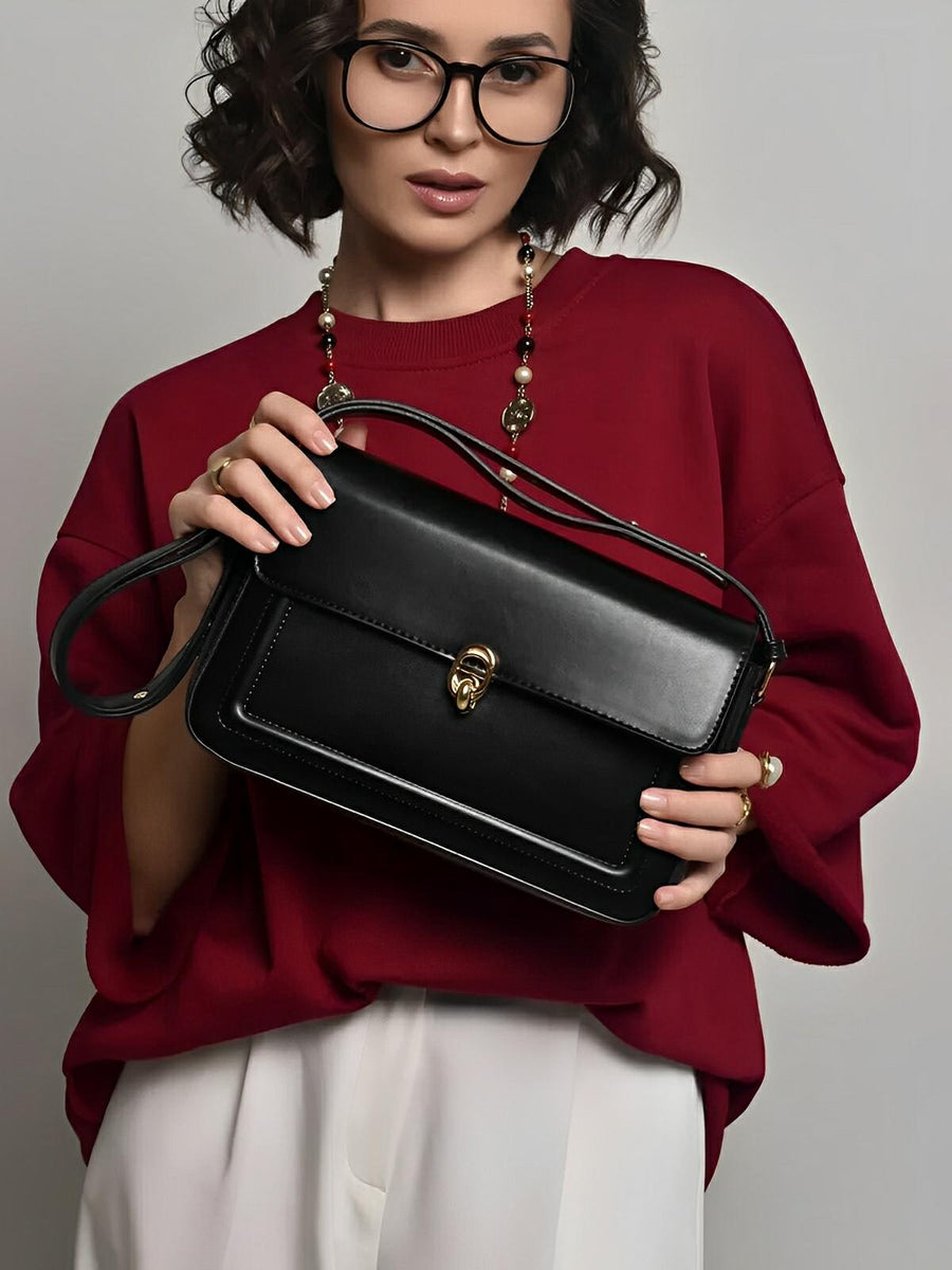 Sac à main en simili vegan, rabat élégant, design minimaliste, porté main ou épaule, format compact, modèle Cindy - Sac à main - Noir