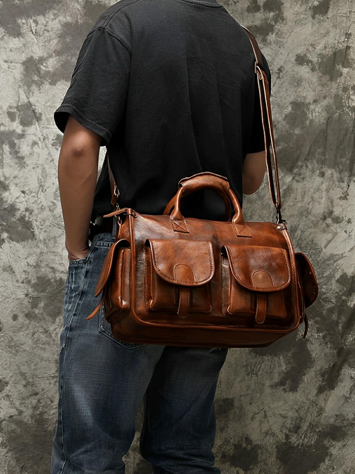 Sac bandoulière cuir, à inspiration postal vintage, modèle Tristan - Sac Bandoulière - Marron