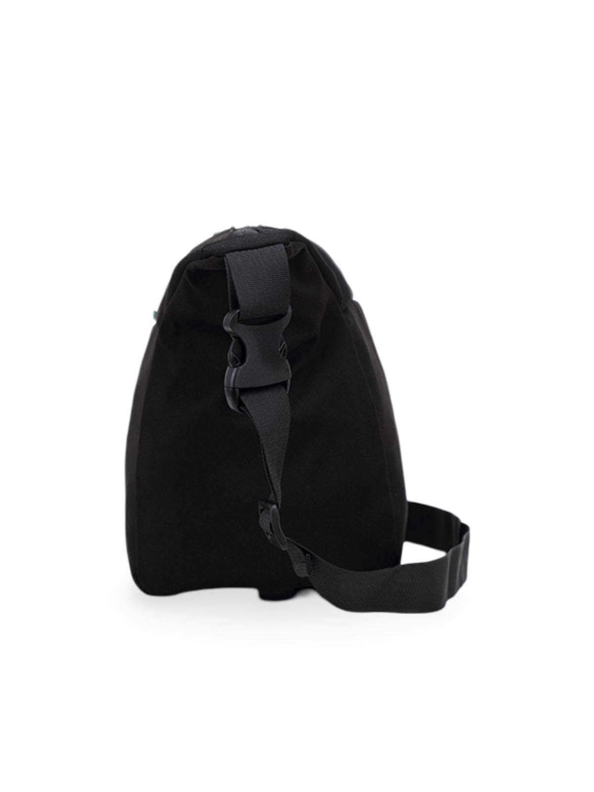 Sac bandoulière homme, grand volume, design épuré, résistant à l'eau, parfait pour le quotidien, modèle Loïc - Sacoche - Noir