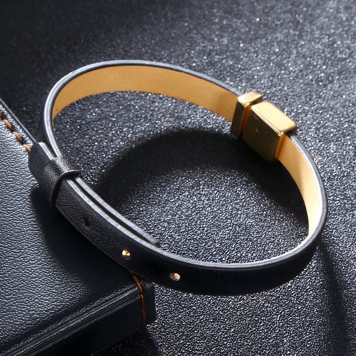 Bracelet en cuir, à l'allure basique, modèle Guibert - Bracelet - 21 cm (Taille unique) Noir