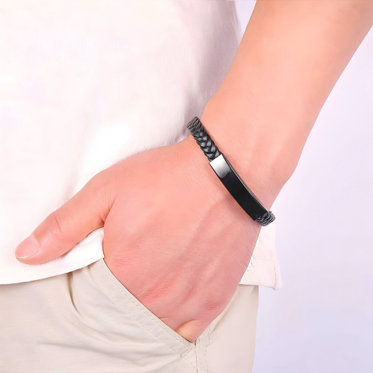 Bracelet en cuir, avec détail métallique noir, modèle Malo - Bracelet - 21 cm (Taille unique)